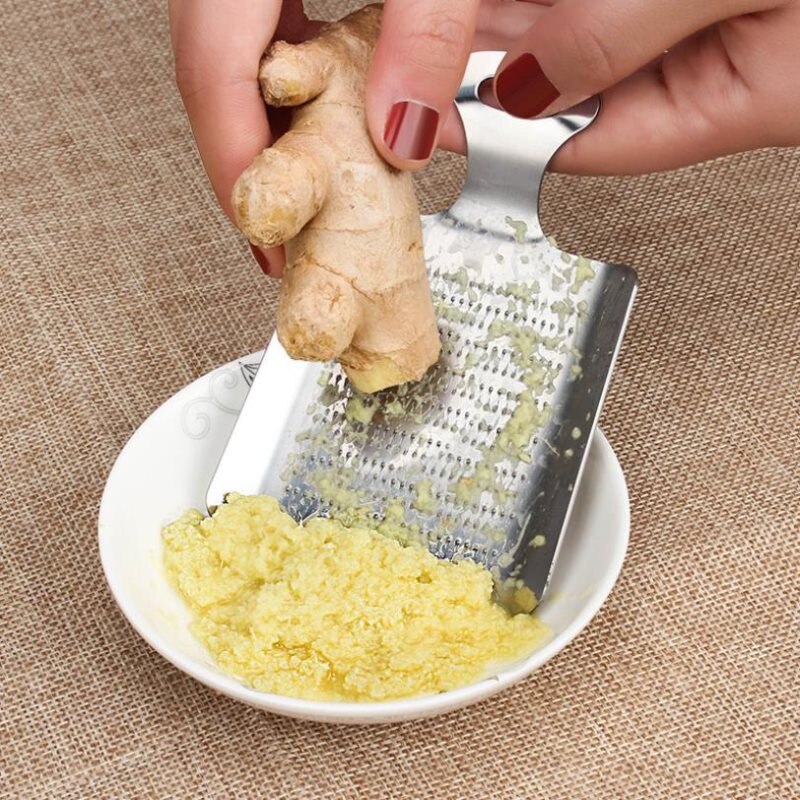 White Simple Style Burnishing Machine Portable Porcelain Carrot Ginger Grinding Household Grinder