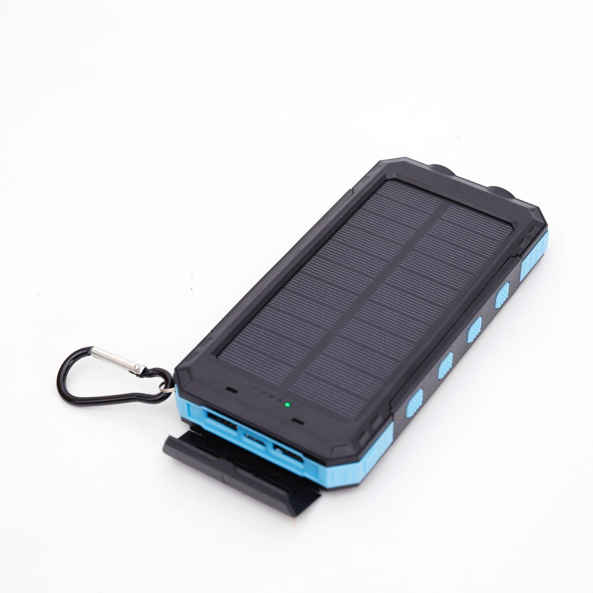 Outdoor zonne-energiebank Draagbare batterij met grote capaciteit Extern opladen Snel reizen Camping Mobiele telefoonoplader Waterdicht: Grey / 30000mAh