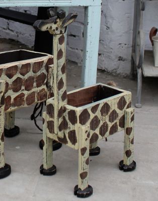 handmade unique animal shabby chic wooden planter boxes: small giraffe