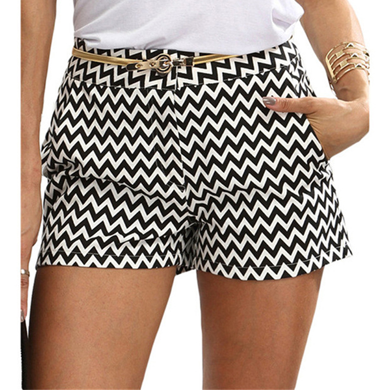 Nueva GAOKE pantalones cortos a cuadros para mujer Pantalones cortos blancos y negros de verano a media cintura Casual bolsillo pantalones cortos rectos