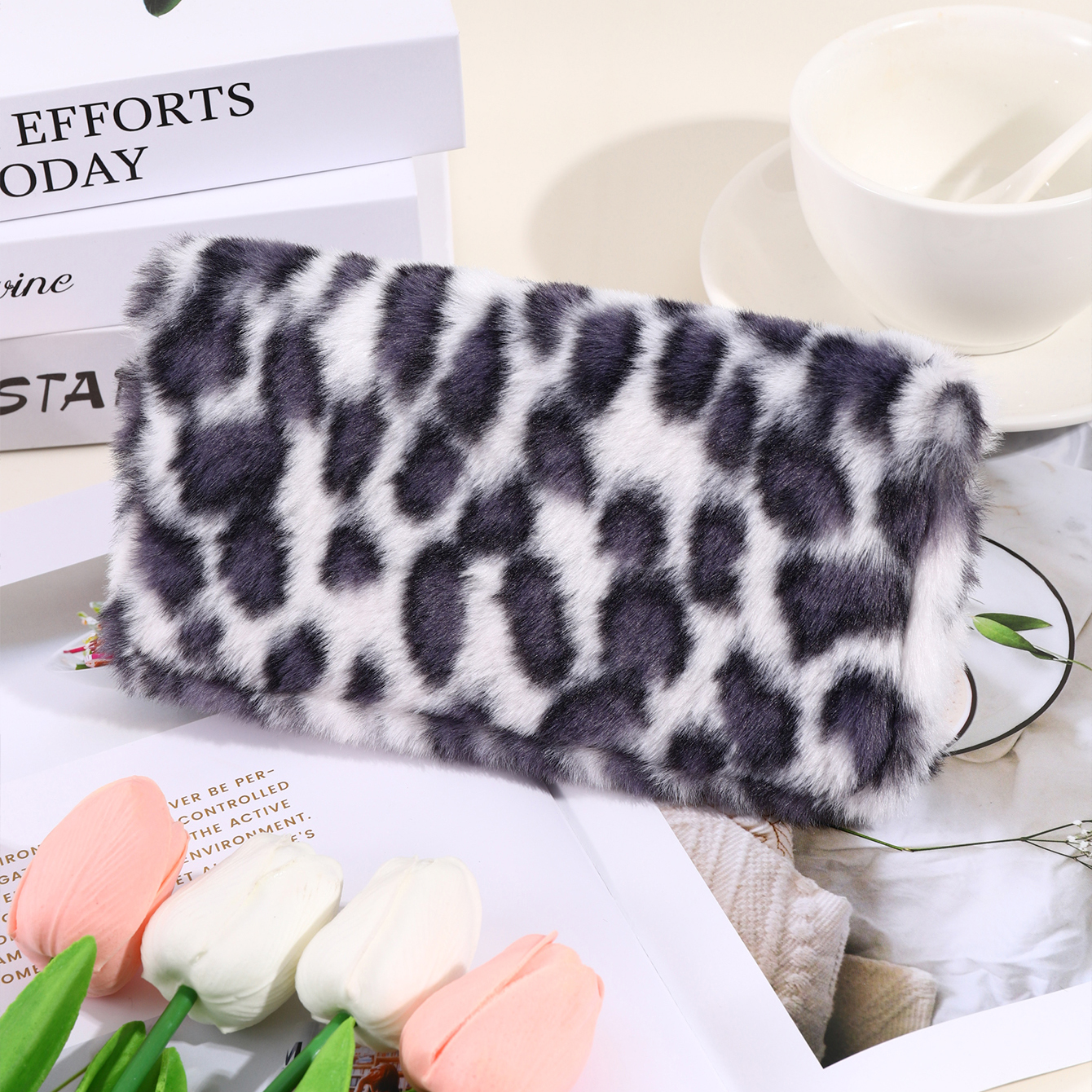 Plush coin purse, stylish leopard print long wallet, portable for everyday life