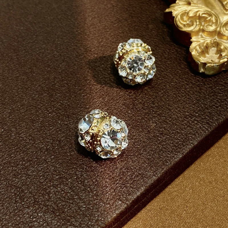 Uten gjennomhullet magnet magnetiske øreklips øredobber skinnende zirkon ørebein klips øredobber til kvinner fest bryllup smykker