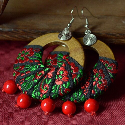 16Design deNew embroidery Ethnic fabric earrings ,Big brand handmade Chinese wind traditional vinatge classical dangle earrings: Embroidery B