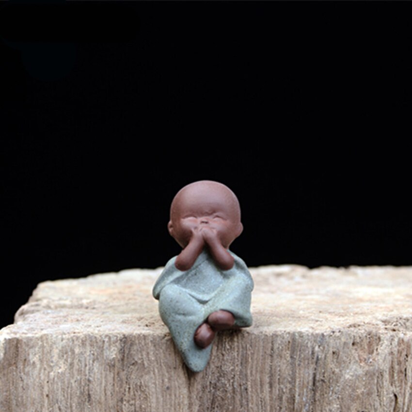 Håndlavet lilla ler buddha te kæledyr lille munk saftig plante dekoration te kæledyr ornament dekorativt til kungfu te bakke
