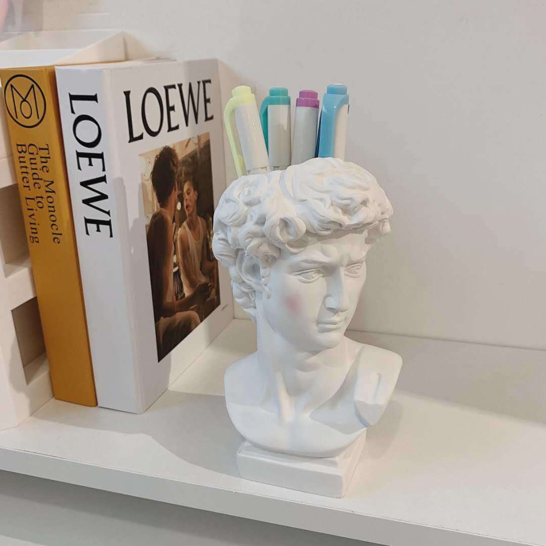 Creativ Resin Pen Holder Desk Organizer Flower Vases Decorative Ornaments Resin David Crafts Room Decor Sculpture Pen Box Crafts