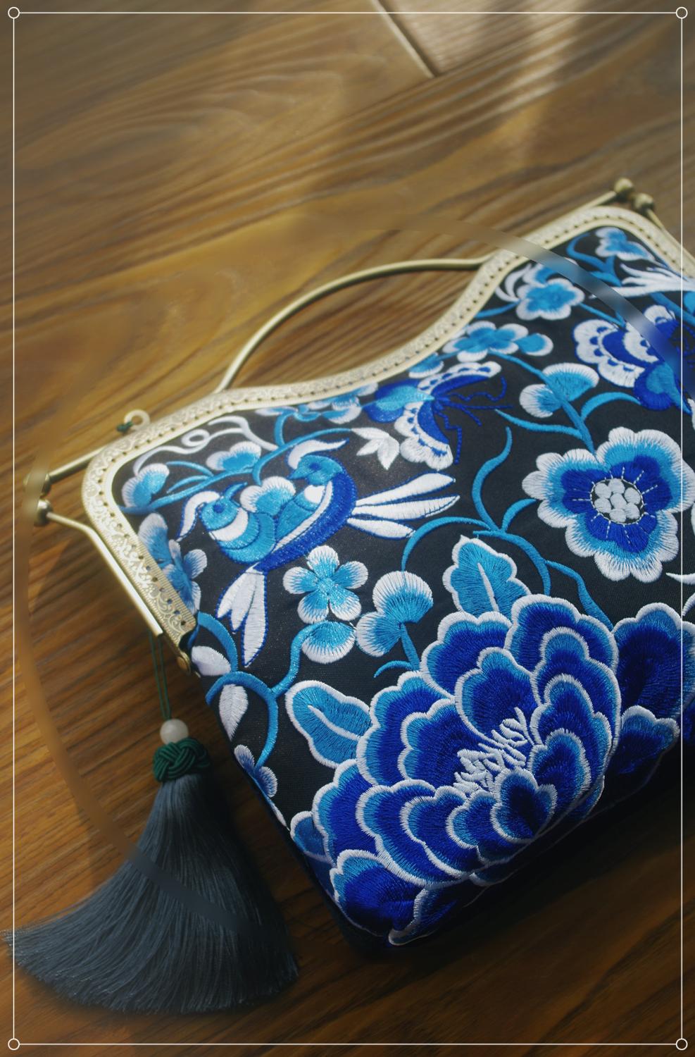 Angelatracy vintage grande generoso flor pássaro azul tradicional boca pacote de ouro dia embreagem metal quadro boca ouro bolsa