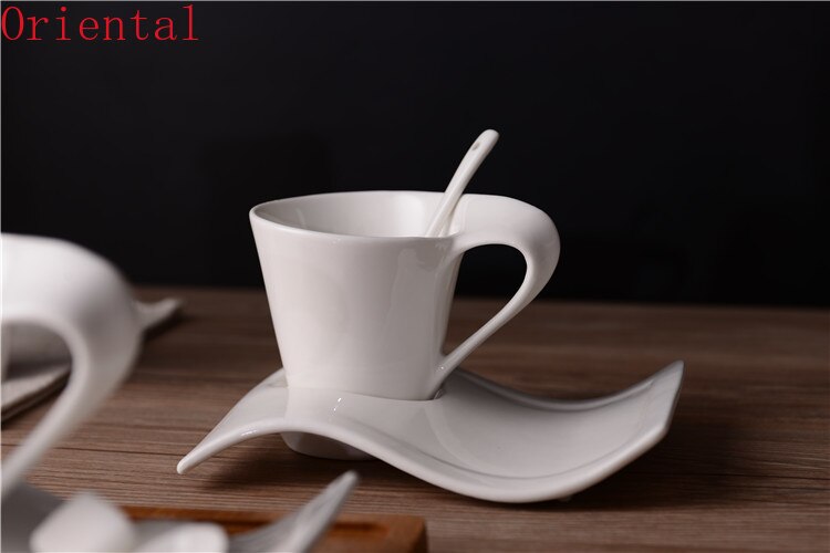 Ensemble tasse et soucoupe à café en céramique, style ondulé , luxe européen, petit couple, 90ml/130ml/200ml/300ml