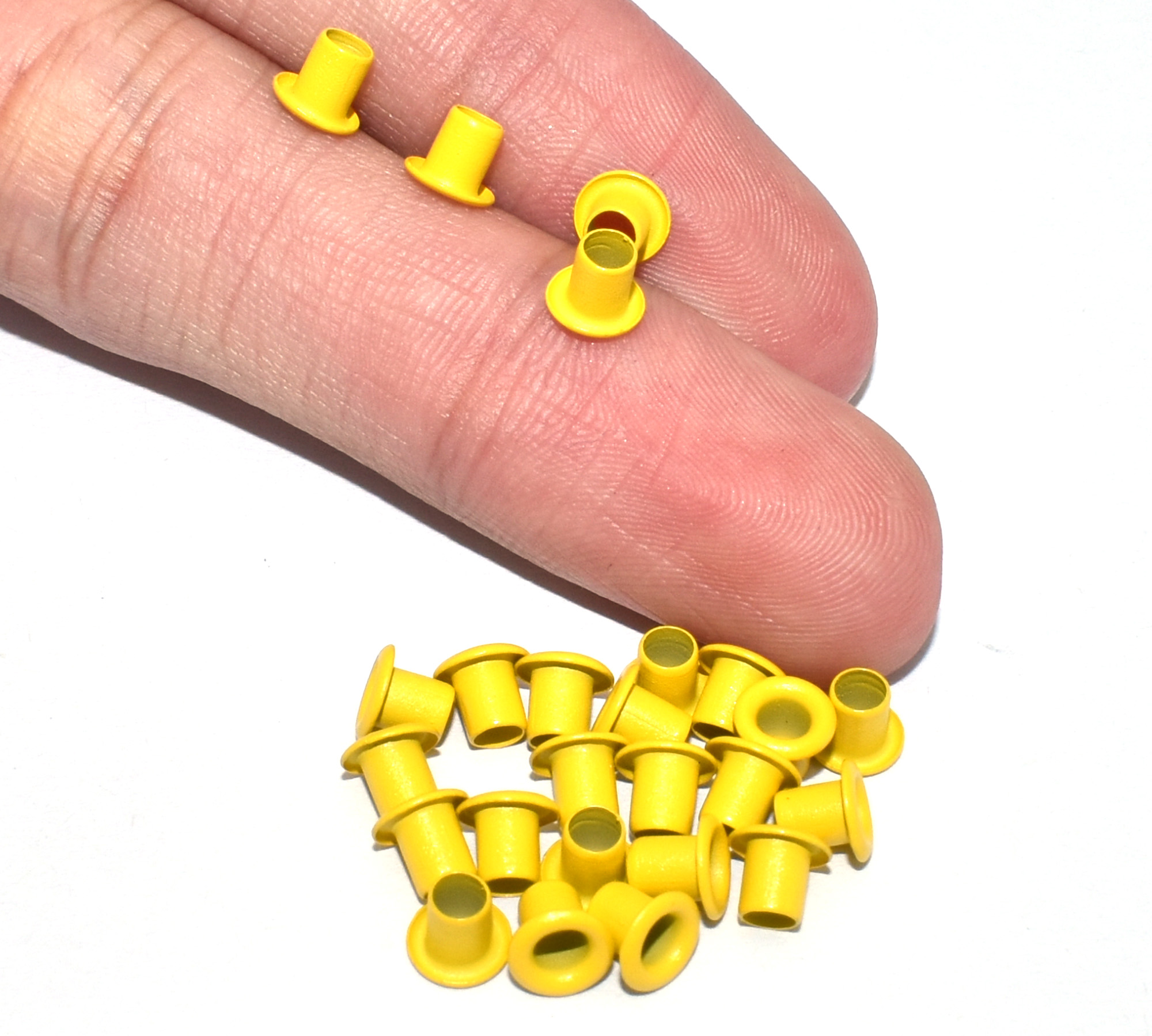 Yellow Eyelet Grommets 2mm Grommets Metal Eyelet with Washers for Leather Craft Shoes Bag Making Hardware DIY Accessories