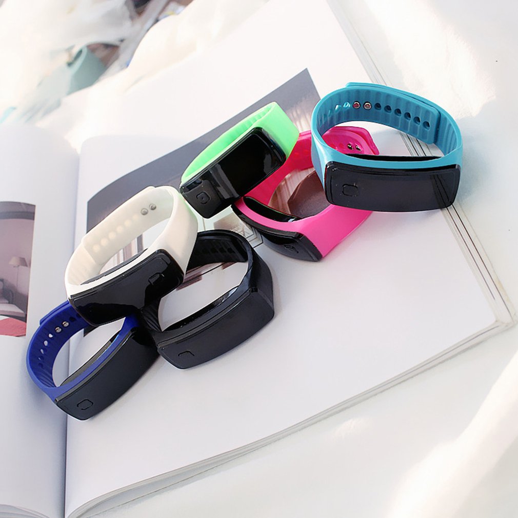 Multicolour Led Siliconen Polsbandje Armband Licht Gewicht Zachte Mode Fitness Klok Sport Band Horloge Voor Mannen Vrouwen