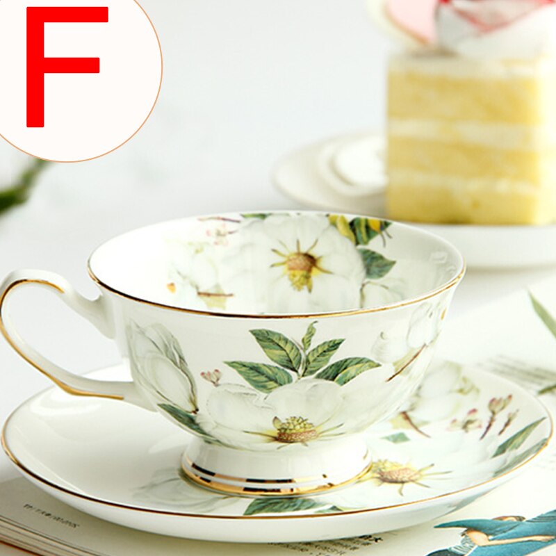 Kaffekopp sett ettermiddagste sett keramisk britisk rød te kopp underkop hjem sett utsøkt bein kina retro tekopp sett: F