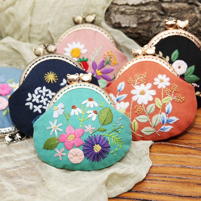 Flower DIY Bag Embroidery Purse Kissing Bag Cross Stitch Kit for Beginner Needlework Sewing Craft Friend