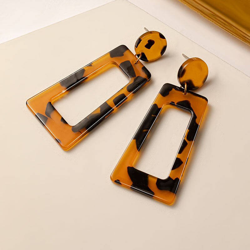 Pendientes llamativos coreanos para mujer, aretes con colgantes geométricos acrílicos marrones, aretes dorados, joyería: Brown 141