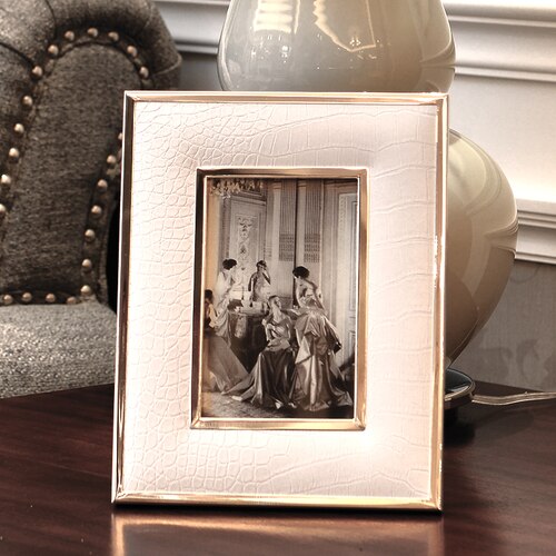 Luxury Modern Picture Frames American Style Single-frame Classic Europe Frames Porta Retratos Para Foto Home Decor BD50FF: A / 7 inch