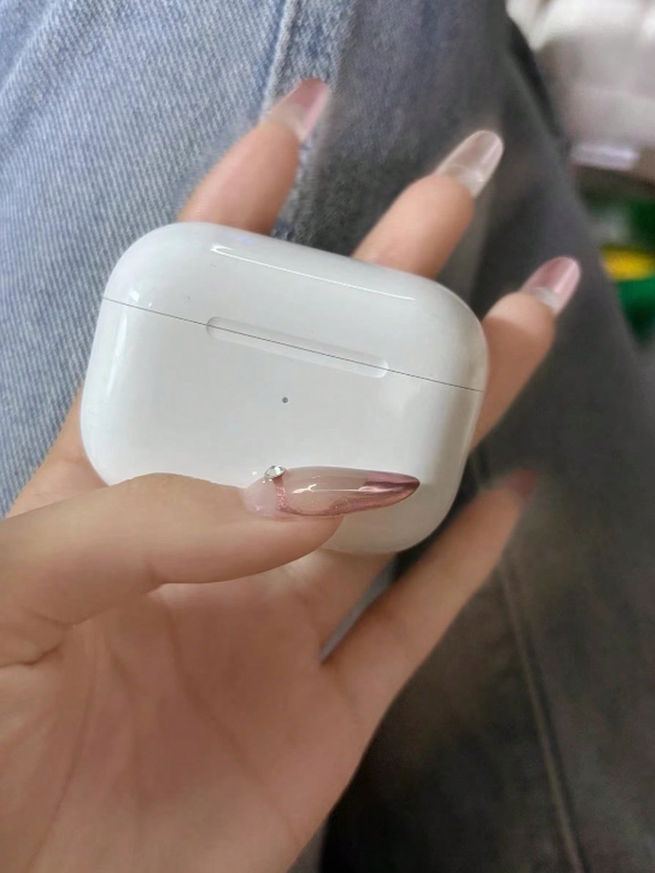 In-ear Bluetooth wireless headset, true wireless headset (earplug),Compatible with Apple, Android, and computers.