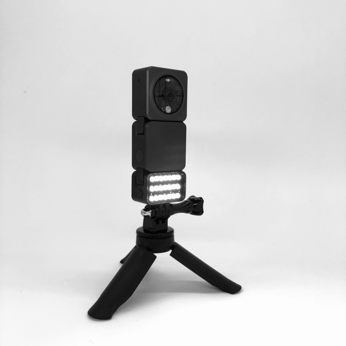 DJI – lampe de poche magnétique à lumière LED, Action 2, Mini lampe pour photographie, vidéo, rechargeable, GoPro, Mod sur caméra, GoPro 10