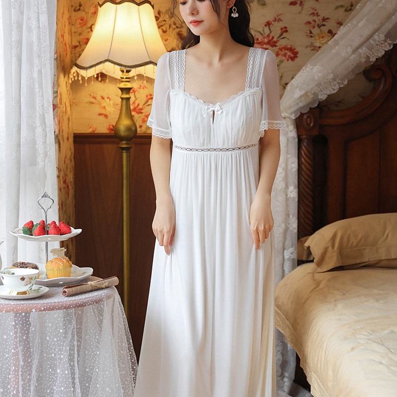 Damen Elegante Lolita Nachthemd Weiß Lange Nylon Nachthemd Süße Mädchen Nachtwäsche Negligé Frauen Spitze U Nacken Jahrgang Nachtwäsche