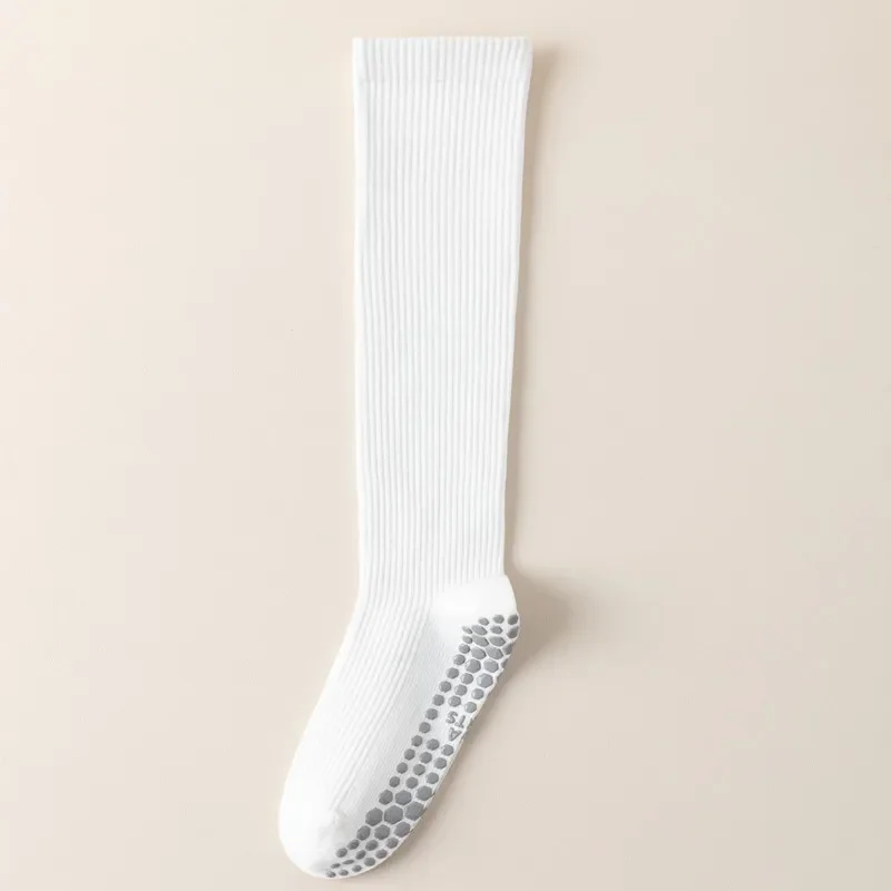 Color Blocked Yoga Calf Socks Anti Slip Pilates Socks Dance Fitness Sports Socks Long Tube Compression Stockings: Ivory