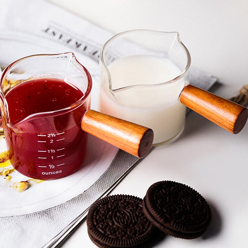 Wooden handle glass small milk cup handmade mini Japanese milk jar Western restaurant sauce sauce cup scale
