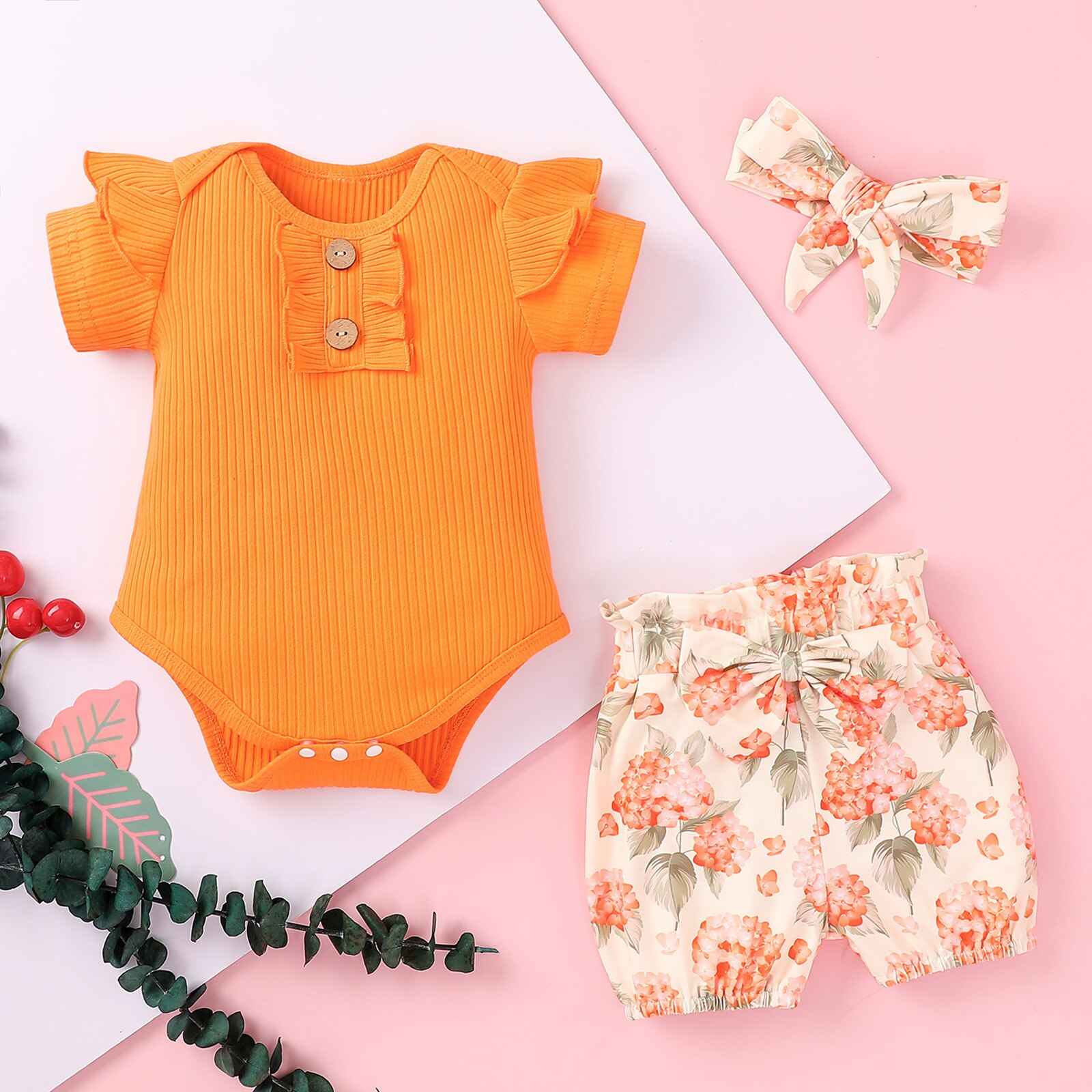 Vêtements d'été à la pour bébés filles, barboteuse à manches courtes à volants + Short imprimé floral + ornement de cheveux à nœud, 3 pièces