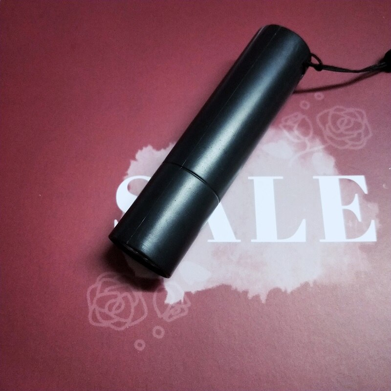 Linterna de luz estroboscópica para defensa personal, miniluz intermitente recargable con USB para mujeres y niños