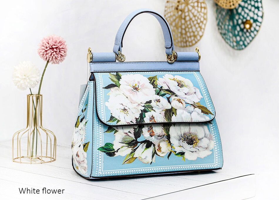 VM KISS Classic Women Frame Handbag Europe And America Printing Shoulder Messenger Totes Ladies Bags Bolsa Feminina: White flower