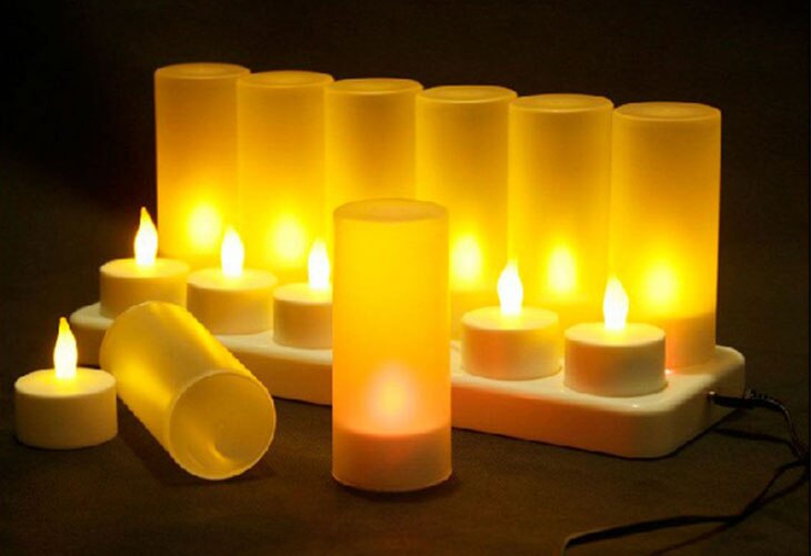 Jule led lys genopladeligt fyrfadslys gul lys stearinlys lampe led fest lys og holdere/lysekrone mariage: Au stik sæt  of 12