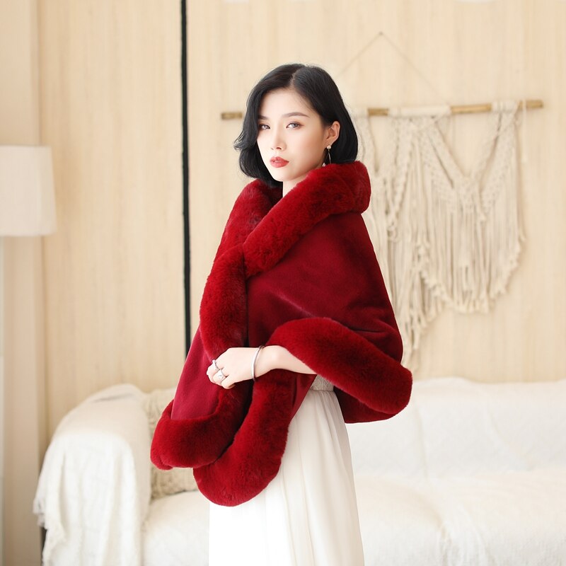 Veste de soirée en fausse fourrure pour femme, couleur noir/rouge vin, cape de mariage, hiver 2022, enveloppes boléro, châles d&#39;hiver en Stock