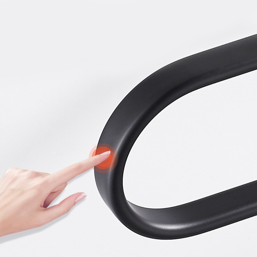 1 Pc Handdoek Ring Gratis Punch Wandmontage Handdoekenrek Praktische Handdoek Houder Voor Thuis Badkamer Gebruik (Zwart)