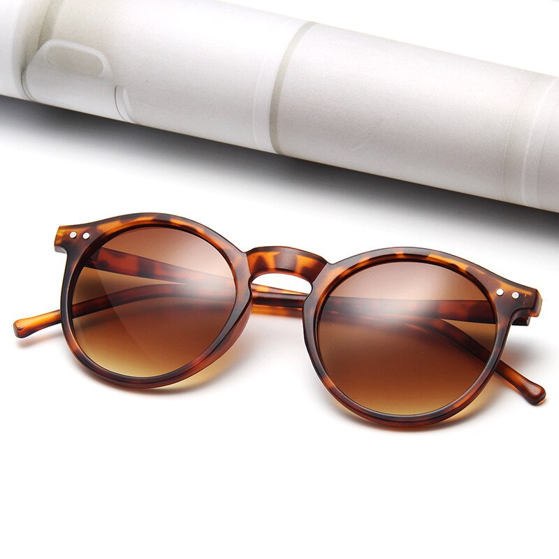 Oval Frame Zonnebril Vrouwen Retro Zonnebril Dames Zonnebril Vrouwelijke Mode Outdoor Rijden