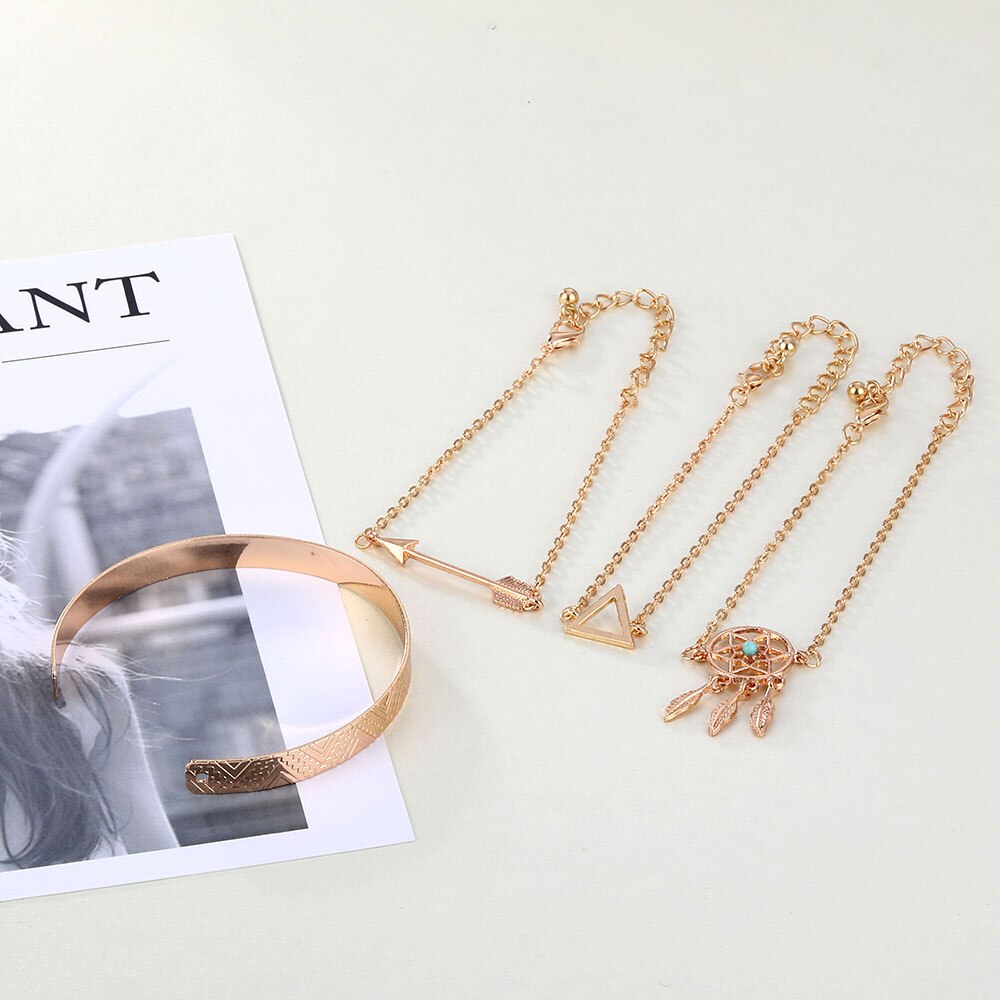 VOVA Classico 4 pz/impostato Donna Bracciali Braccialetti Delle Donne Triangolo Freccia Riprese di Strada di Modo Nuovo