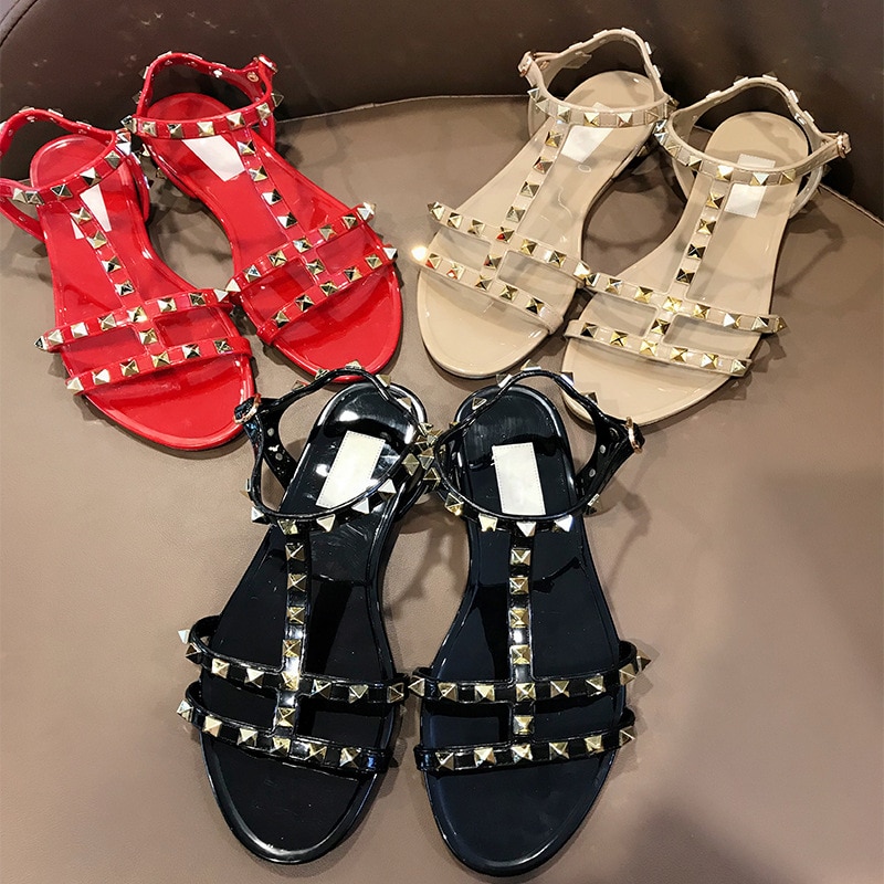 Sandalias romanas con remaches para mujer, zapatos de tacón plano de goma de PVC con punta abierta, estilo V de