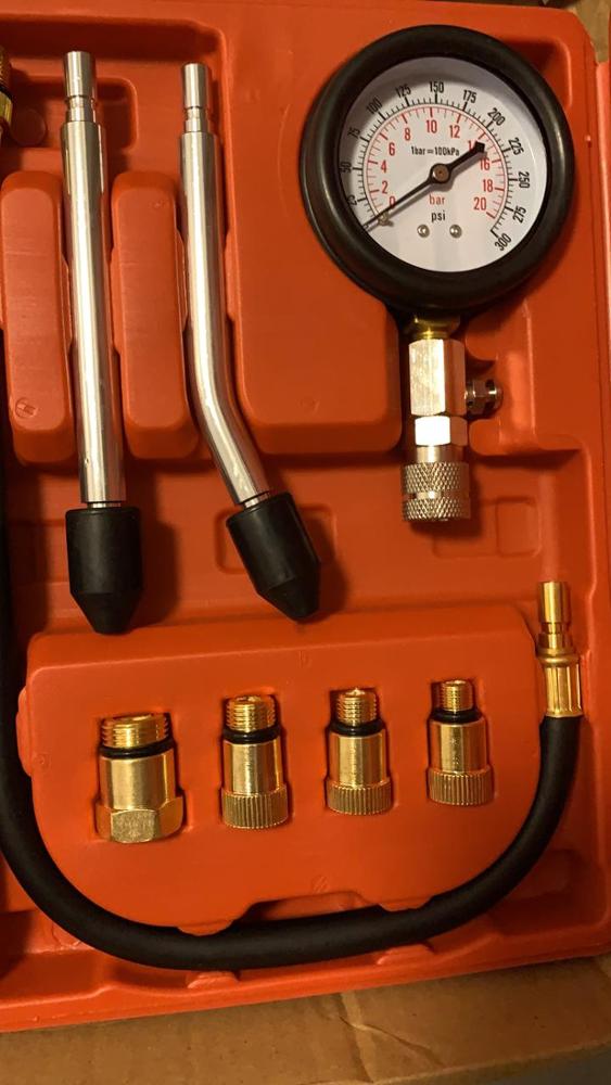 Gasoline Engine Compression Tester Auto Petrol Gas Engine Cylinder Automobile Pressure Gauge Tester with M10 M12 M14 M18 Adapter