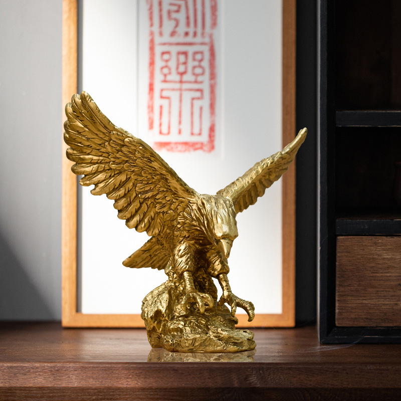 Golden Eagle Resin Ornaments Statue Golden Eagle Sculpture Modern Home Office Figurine Decor Desktop Decoration