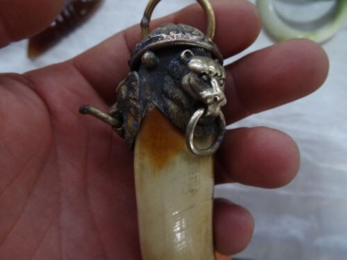 Kinesisk tibetansk sølv lille løvehoved gris tand talisman vedhæng udsøgte små statuer