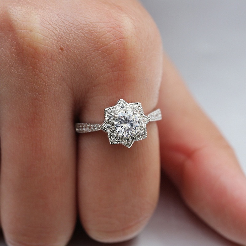 Trendy Snowflake Crystal Wedding Rings For Women Flower Leaf Silver Color Luxury AAA White Cubic Zircon ring jewerly