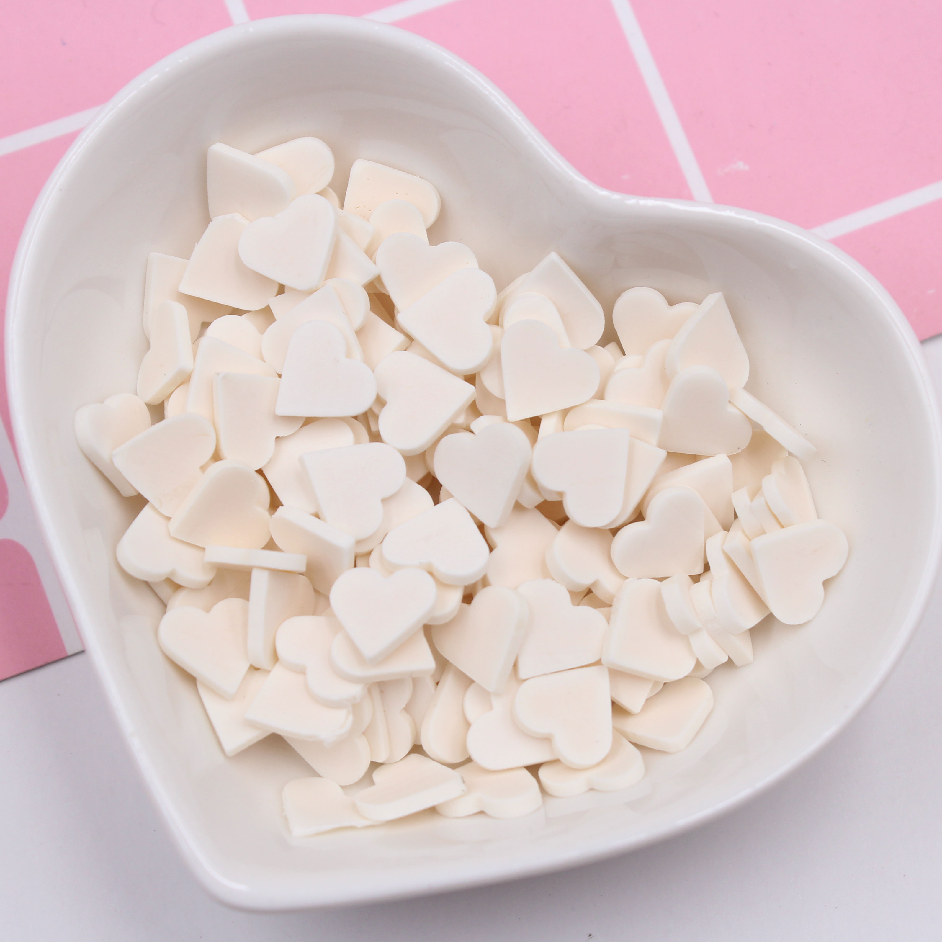 100g/Lot 8mm Heart-Shaped Polymer Clay Sharp-bottomed Heart Slices Sprinkles for Arts Decoration Diy Crafts Filler Accessories