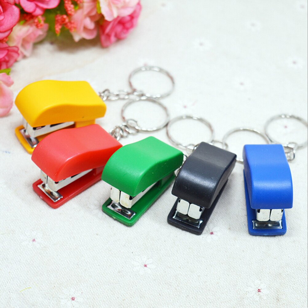 1pc Office School home Paper Binding Binder Paperclip Mini Stapler with Keychain School Office Supplies Stationery Random Color