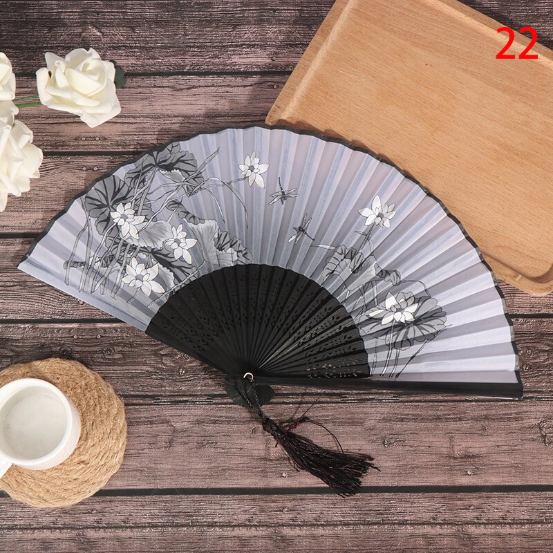 1PC Retro Chinese Japanese Silk Bamboo Folding Fan Home Decoration Ornaments Floral Painting Hand Held Fans Dance Party: N22