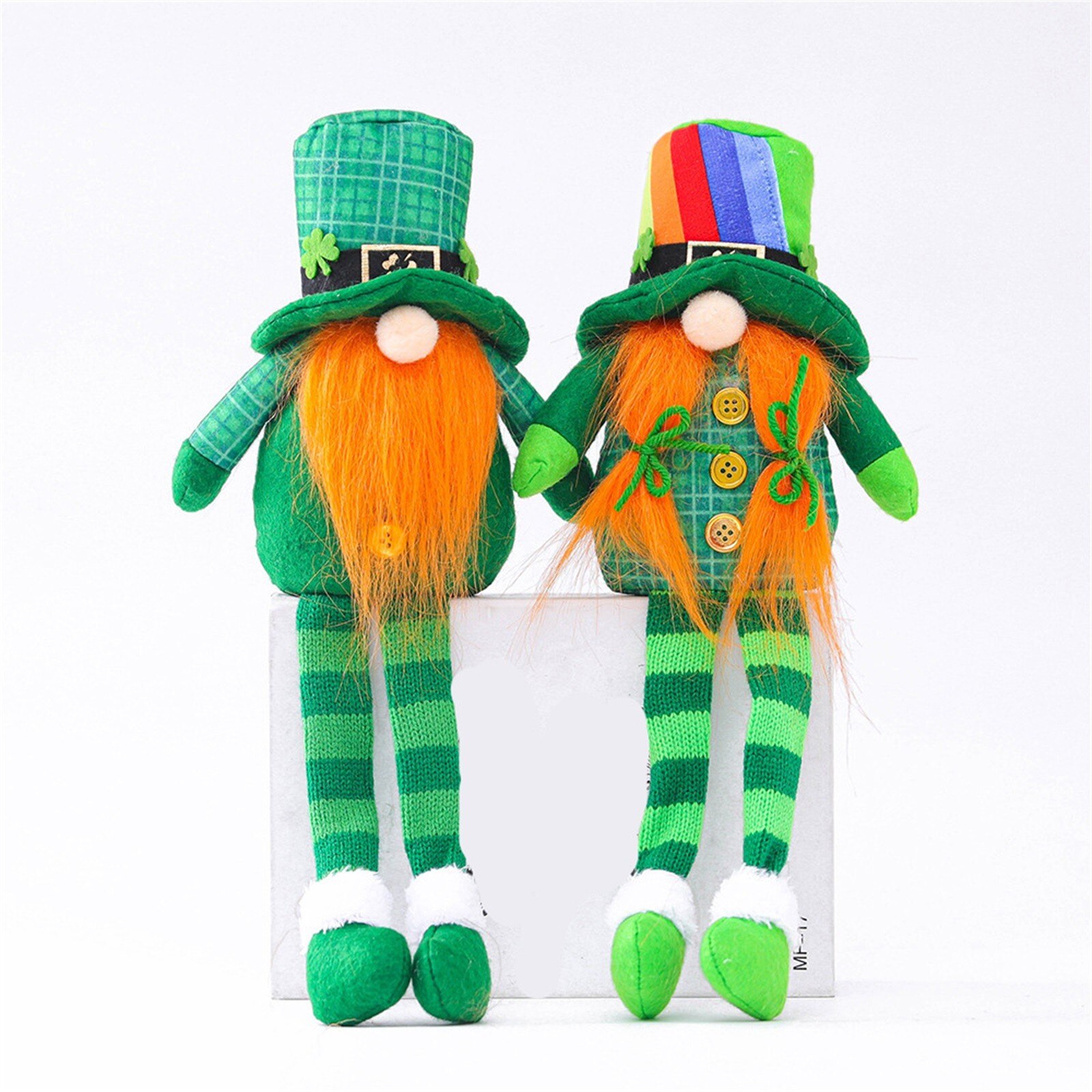 2pcs Valentine's Day Decorations Bedroom Living Room Desktop Standing Post Faceless Valentine's Christmas: Dark Khaki