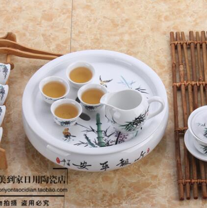 Kung Fu tea set for black tea,Blue and white porcelain teaset: Red