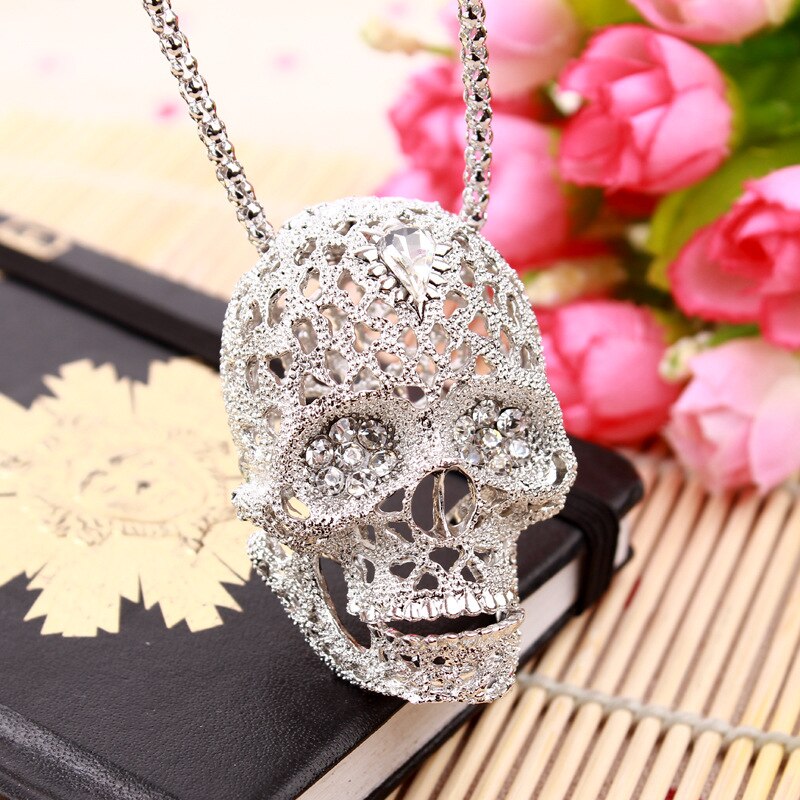 Stereo Skull Necklace inlaid rhinestone Pendant jewelry long Sweater Chain Pendant Skull Necklace 19038