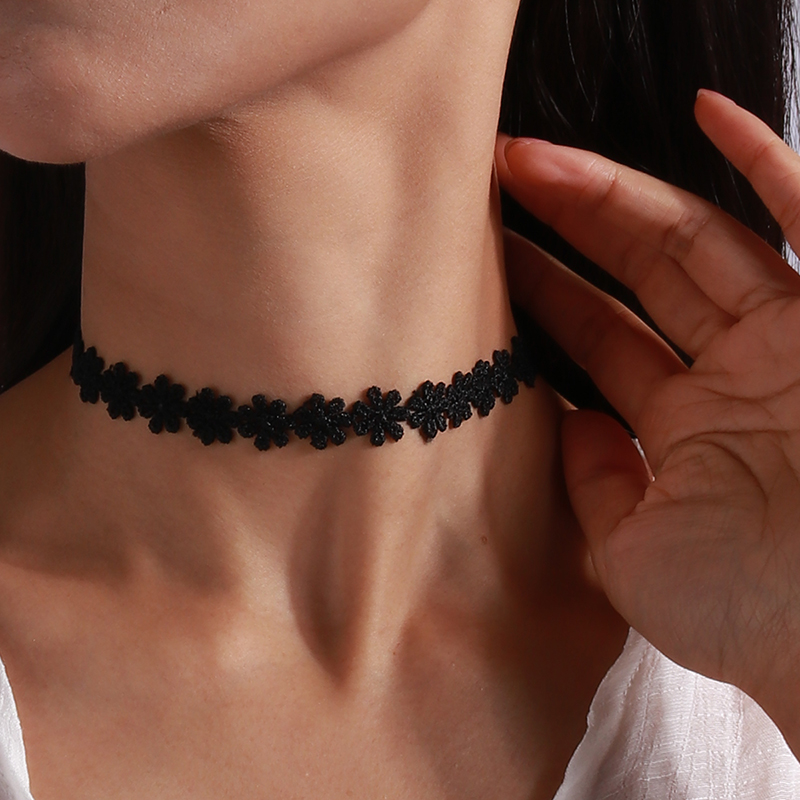 Mode Sexy Zwart Fluwelen Chokers Kettingen Punk Stijl Verklaring Kristal Liefde Harten Ketting Voor Vrouwen Partij Sieraden: Imitation Rhodium Plated