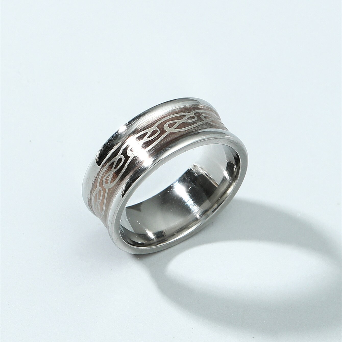 Ferrum | 8 Mm Geborstelde Zwarte Roestvrijstalen Ring Met Afgeschuinde Randen P Ferrum | 8 Mm Geborstelde Zwarte Roestvrijstalen Ring Met Afgeschuinde Randen P