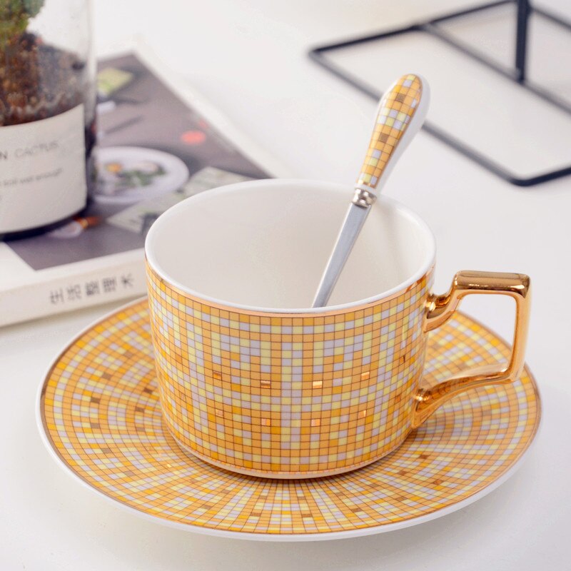 Classic European Bone China Coffee Cups And Saucers Gold Handle Tableware Coffee Plates Dishes Afternoon Tea Set Home Kitchen: Golden