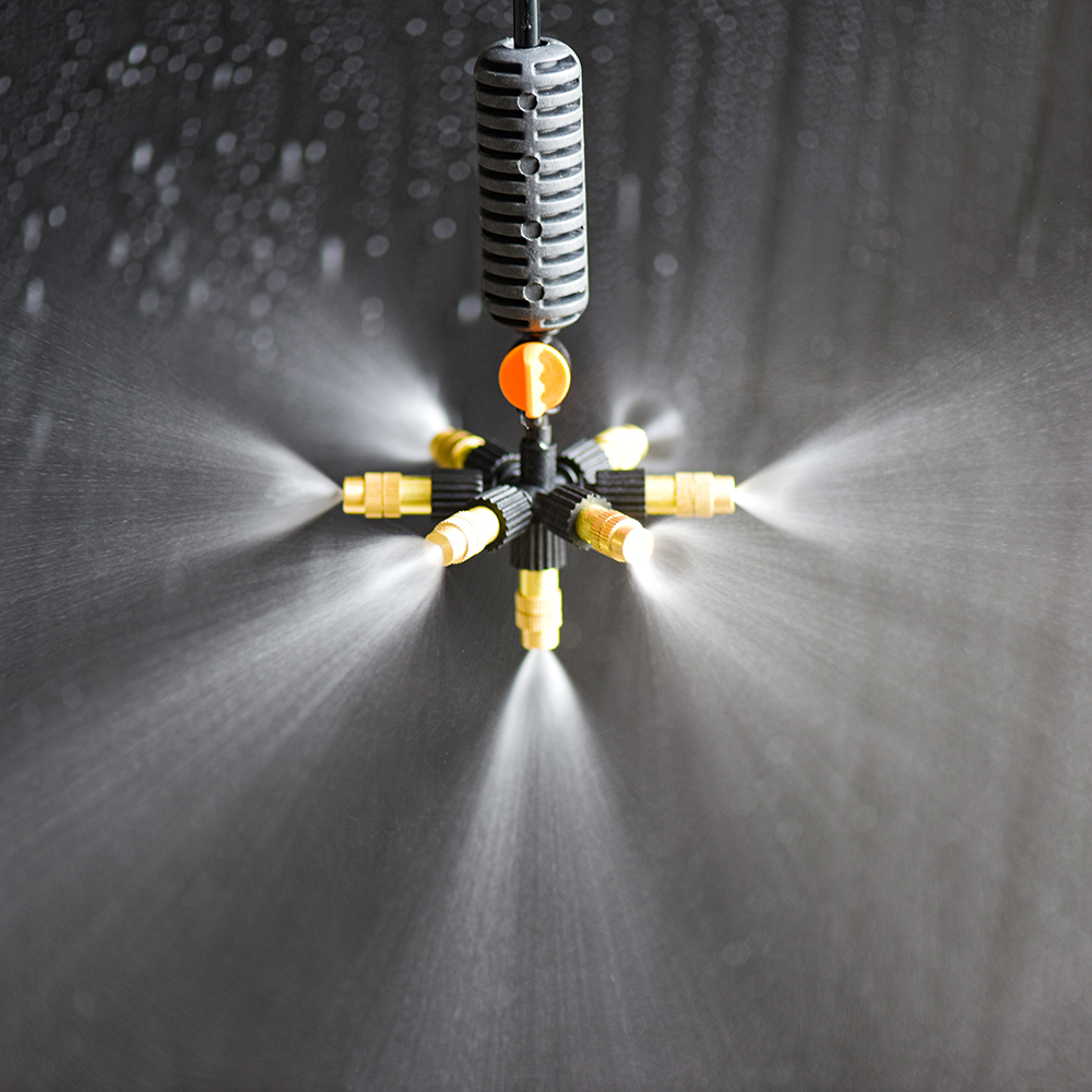 Wisząca dysza zamgławiająca system nawadniania z zraszaczem mgły wodnej 5/7-kierunkowy regulowany zestaw opryskiwacza robić nawilżania szklarni