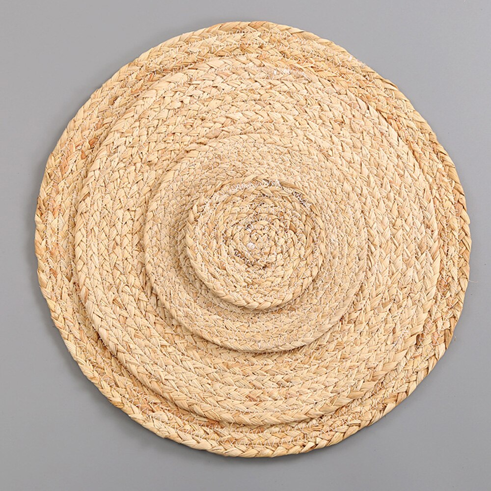 Handmade Woven Aquatic Plants Thread Jute Table Mat Non-Slip Dining Table Placemat Rattan Insulation Cup Coaster Home: B / 18cm