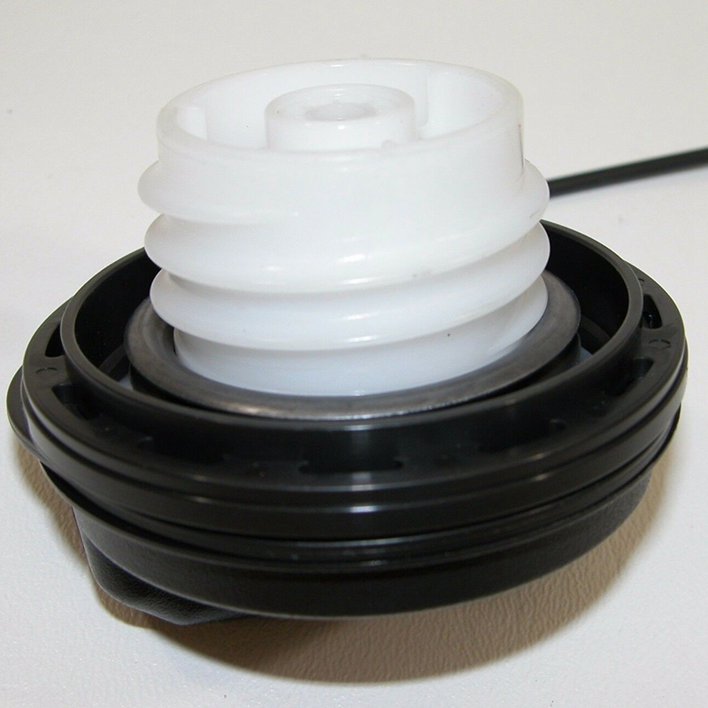 GT231 Fuel Tank Cap Fuel Tank Gas Cap Assembly for GMC 99-04 Silverado and Sierra