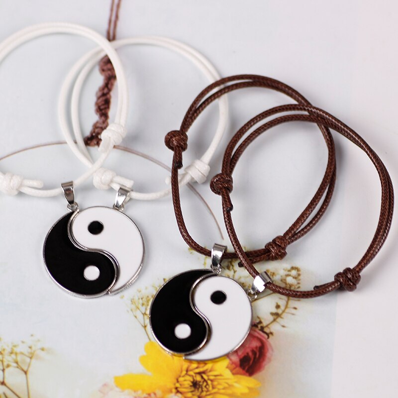 2 Stuks Van Modieuze Beste Vriend Armband Zwart En Wit Tai Chi Hanger Legering Hip Hop Dames Retro Vriendschap Sieraden