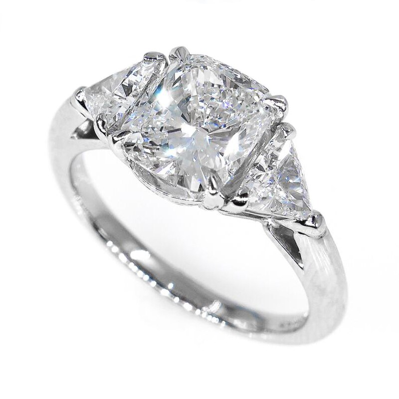 Huitan Dazzling Plein Met Twee Driehoek Zirkoon Vorm Ringen Fijn Voorstel Ring Voor Vrouwen Engagement Ring Trendy Sieraden: 10