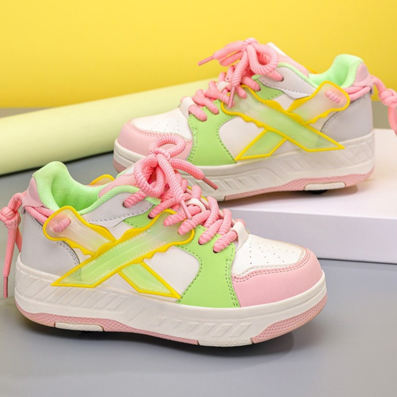 Rollschuhschuhe für Kinder, Jungen und Mädchen, verbesserte modische Turnschuhe mit 4 Rädern für Kinder, vielseitige Rollschuhschuhe, Weihnachten